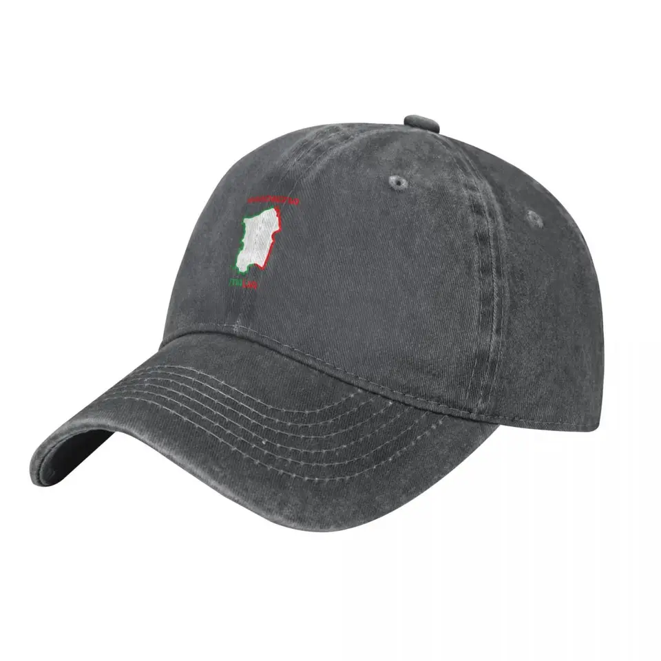 Sardegna Isola Tricolore - ostrov Sardínia s talianskou vlajkou Minimálny štýl baseballovej čiapky Čierne ženy