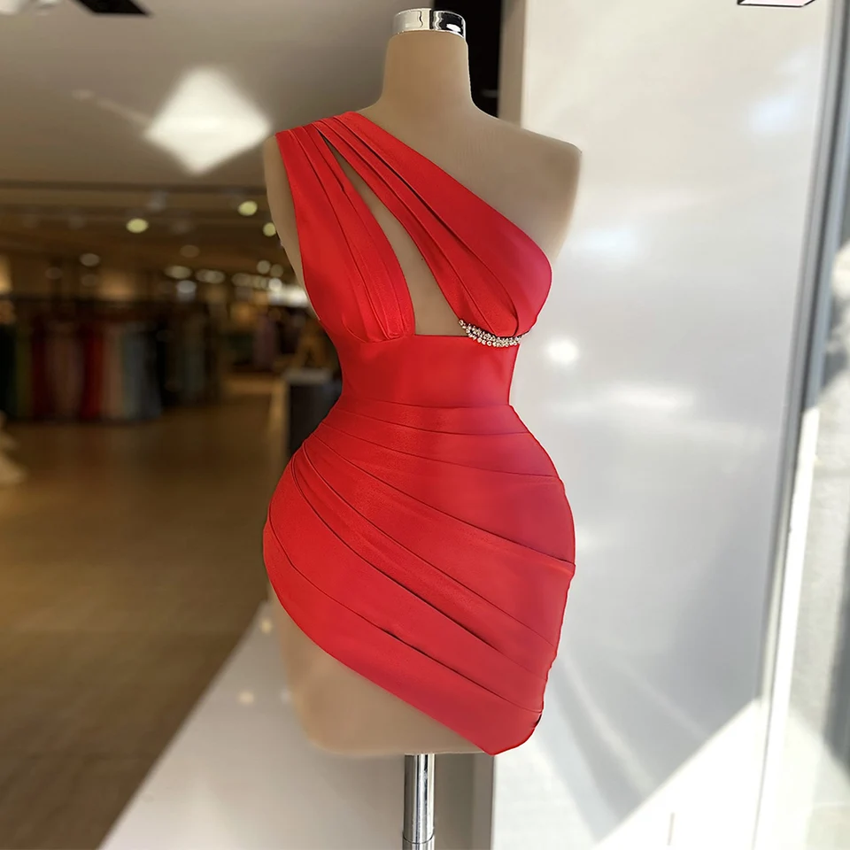Sexy mini koktail šaty One Shoudler Pleat Satin Cocktail Gown pre ženy krištáľové korálky bez rukávov krátkych párty šaty 2023