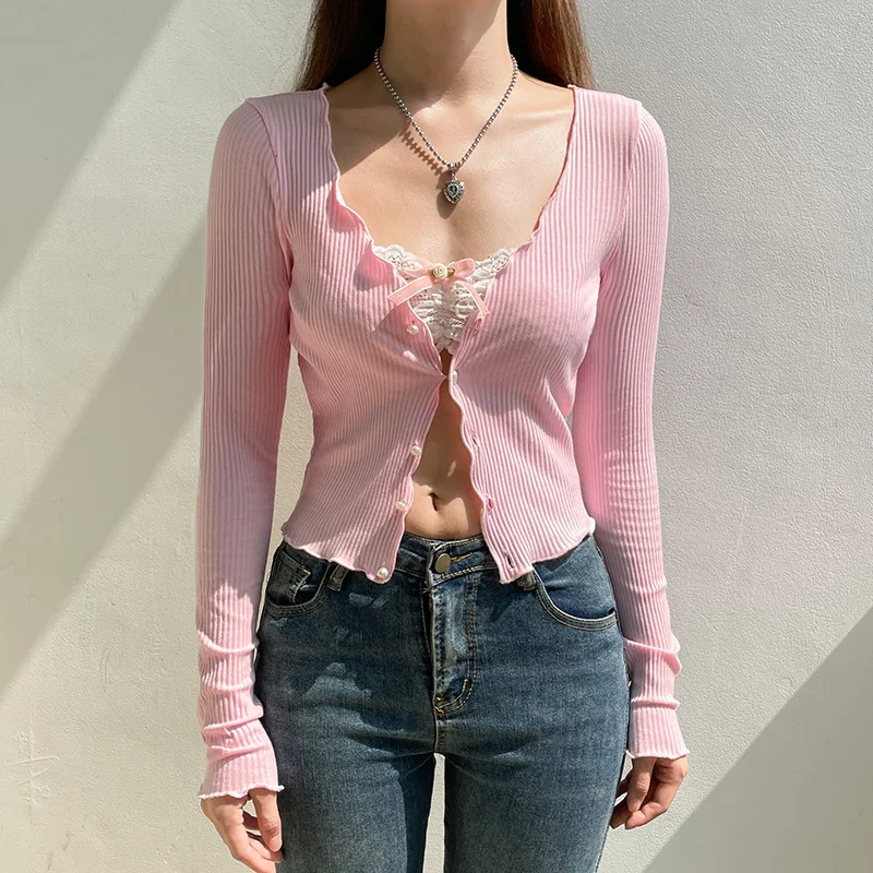 Sexy odpaliská Ženy Nové jarné ružové ružové čipky s dlhými rukávmi Top streetwear módne gombíky elegantné ležérne tenké ženské tričko