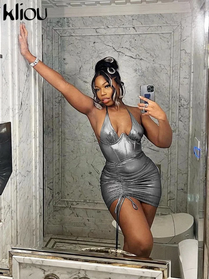 Sexy štiepenie lesklé halter mini šaty dámske dámske party club sťahovanie obväzu bez rukávov chudé rúcho backless lady