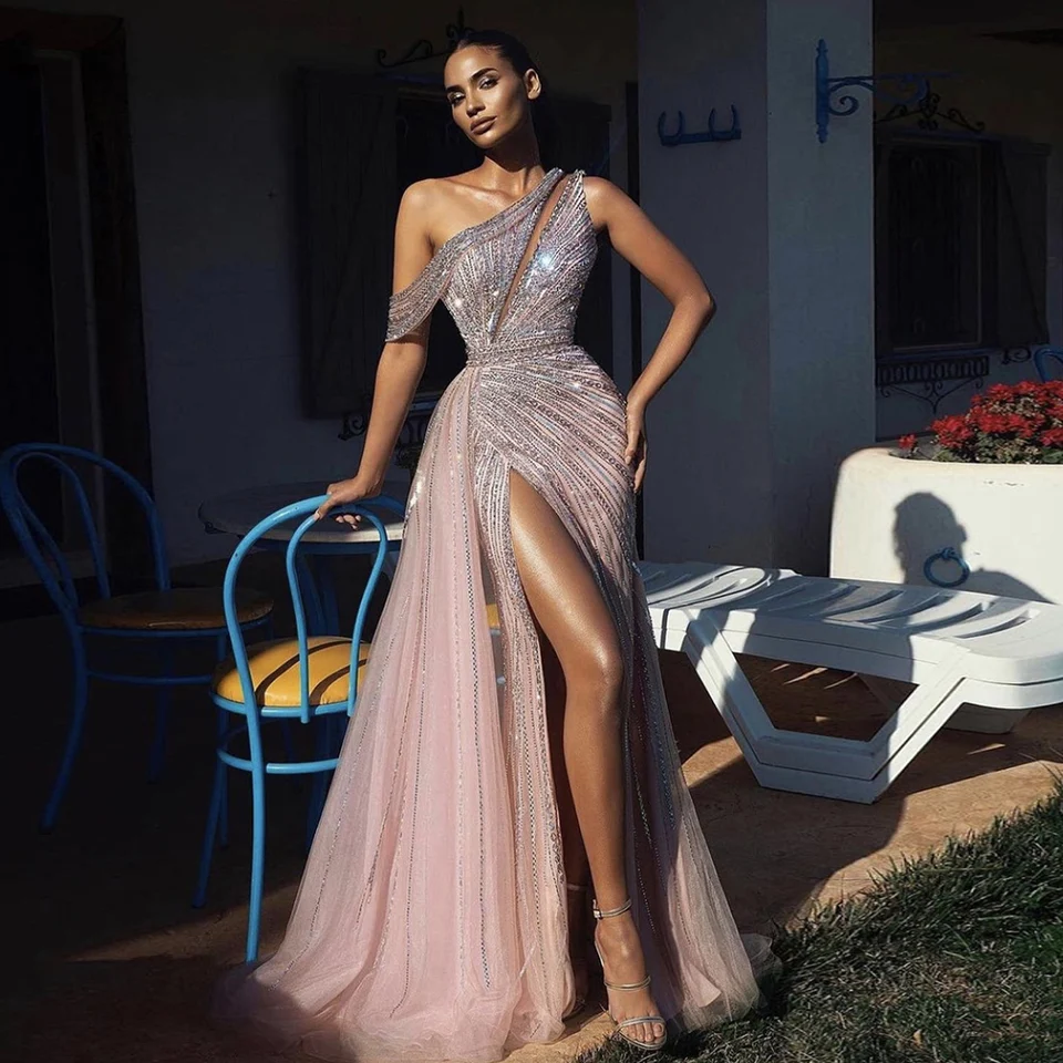 Sharon uviedla, že luxusná ružová ružová jednosmerná morská panna večerné šaty pre ženy Svadobná strana High Slit Prom Gowns SS337 Prispôsobená
