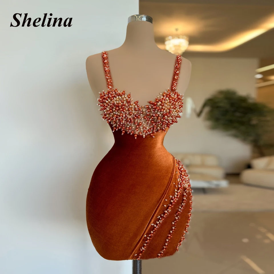 Shelina Classic Spaghetti popruhy na zamatové šaty Homecoming pre ženy stĺpce koráliky Quinceanera Vestido de formatUra Prispôsobené