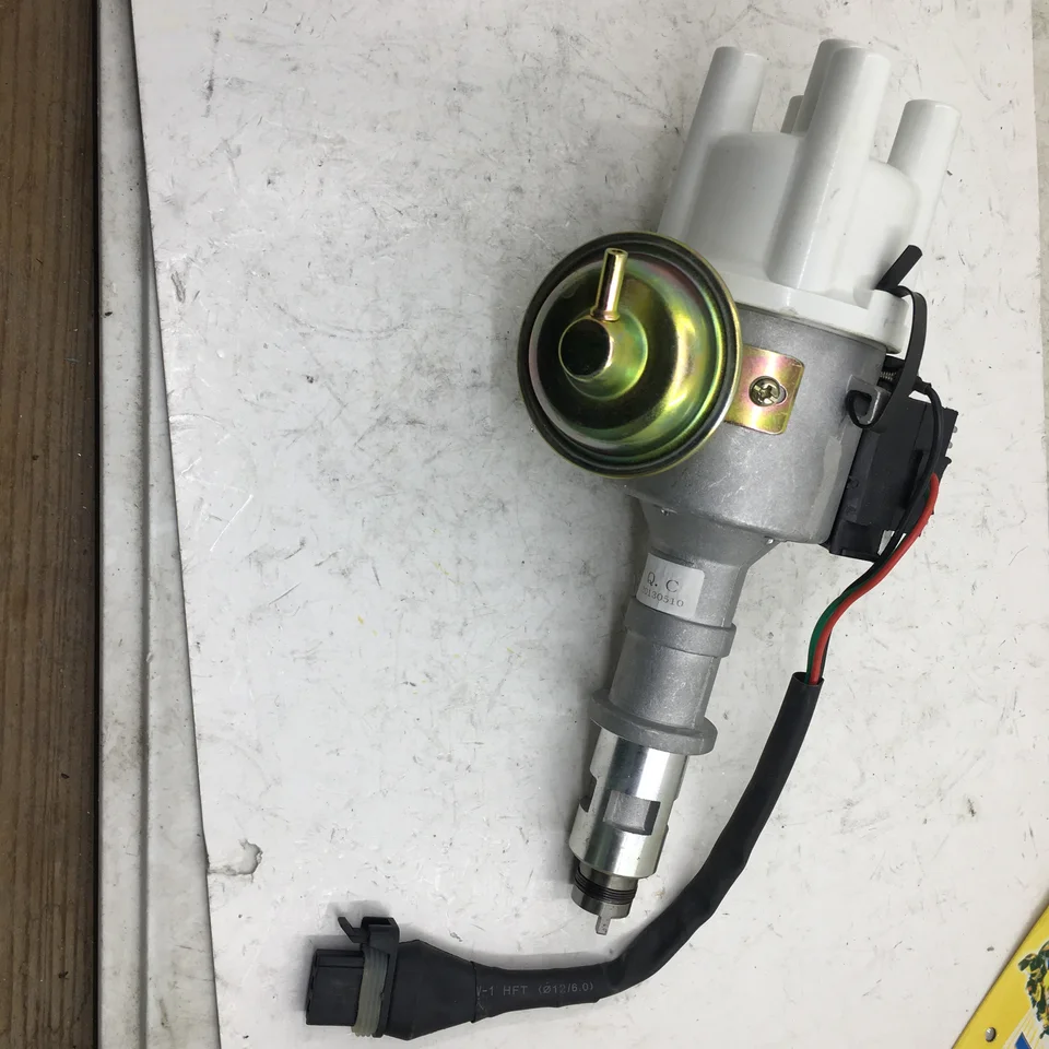 Sherryberg Whit Color Cap Complete Distribútor zapaľovania DS2055A pre Fiat pre Renault Uno R9 R11 R12 R19 1300cc 1600cc 4 Cyls