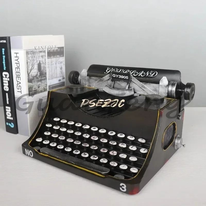 Simulovaný retro písací stroj model Iron Art