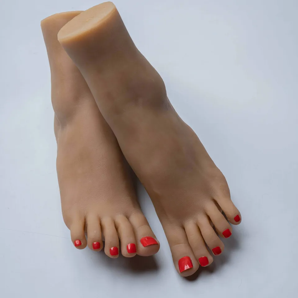 Simulácia ženského modelu nôh Silikónové strieľanie rekvizity Feet Fetiš pre terapiu Masáž falošné topánky na nechty Practrice zobrazujú TPE 3804