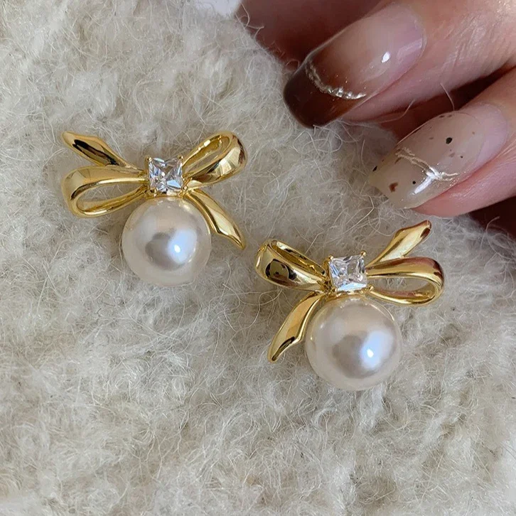Skutočný 925 Sterling Silver Zircon Pearl Bow Prispôsobené náušnice pre ženy minimalistické jemné šperky Light Luxusné doplnky