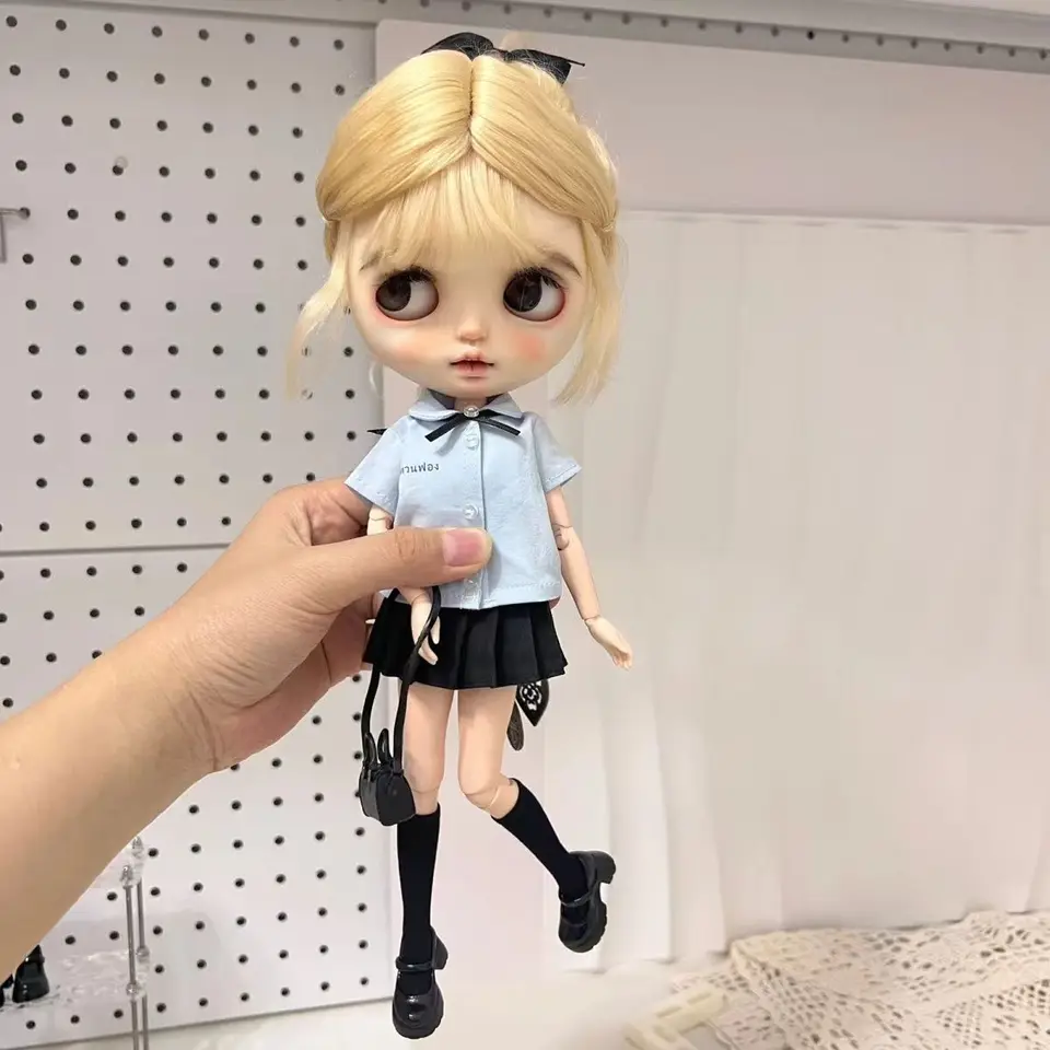 Sladké a roztomilé thajské školské uniformy pre Blyth OB24 Doll Duzd Clothing Detodes Accessories Hračky