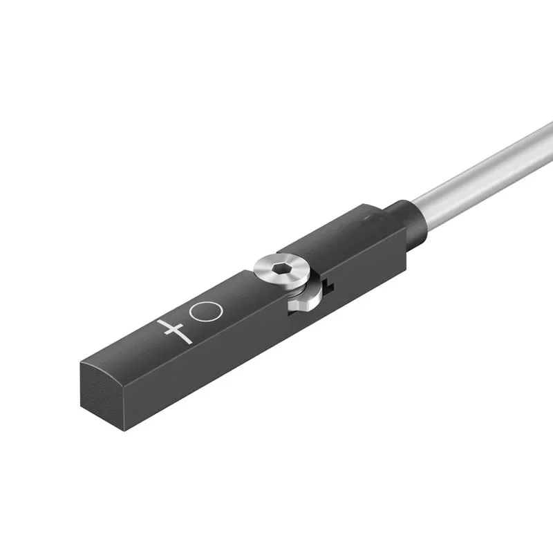 SMT-8M-A-PO-24V-E-7.5-OO 574340 Spínač blízkosti