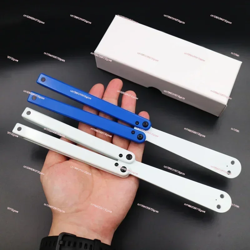 Squiddy séria Balisong Clone Plastový motýľ nôž sklada