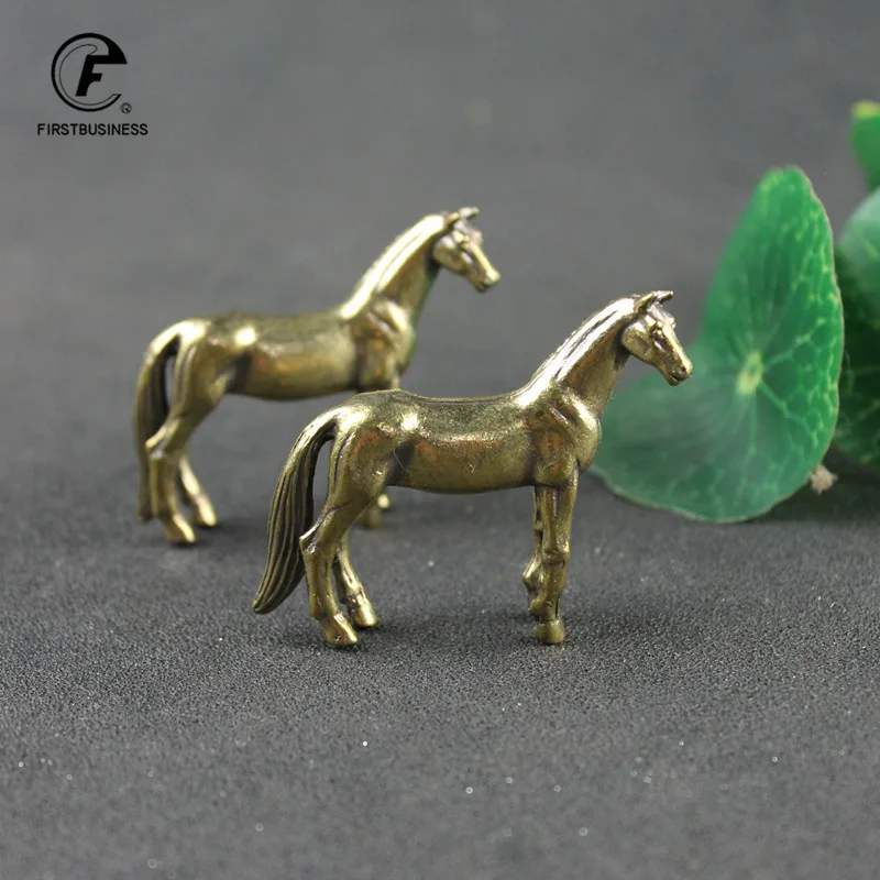 Starožitný bronzový tuhý pevný chvost Figuríny koňa miniatúry Feng shui ozdoby medené zverokruhové zvieracie dekorácie remeslá