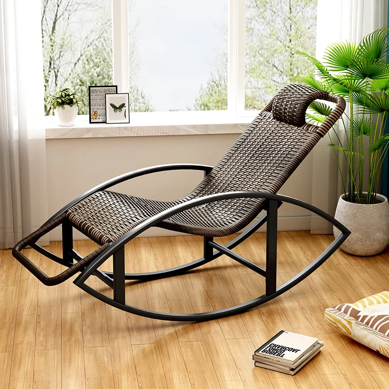 Starší moderný kreslo stoličky kov kovový dizajn Rattan spálňa balkón hojdacie kreslo ergonomický severský sillas mecedoras nábytok
