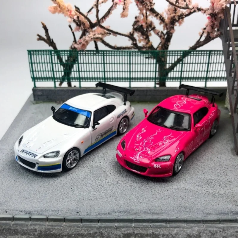 Streetweapon 1:64 Honda S2000 Pink Spoon Pearl White zliatiny Model Zbierka dekorácie