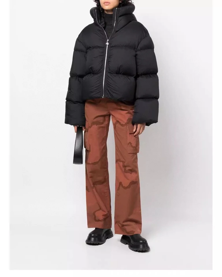 Streetwear Black Down Coat Women 2023 Zimná móda zips voľná hustá ružová ružová krátka kabátka s kapom 90% biela kačica