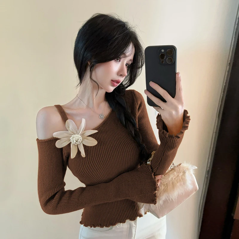 Sveter Ženy módne pletené vrcholy kórejské elegantné kvetiny mimo ramena s dlhým rukávom nepravidelný štíhly pletený sveter pre ženy