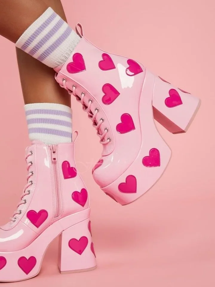 Sweet Heart High Platform Boots Round Toe Lace Up Chunky High podpätky členkové topánky Ženy sexy topánky Nový zimný večierok Príležitostný dizajn