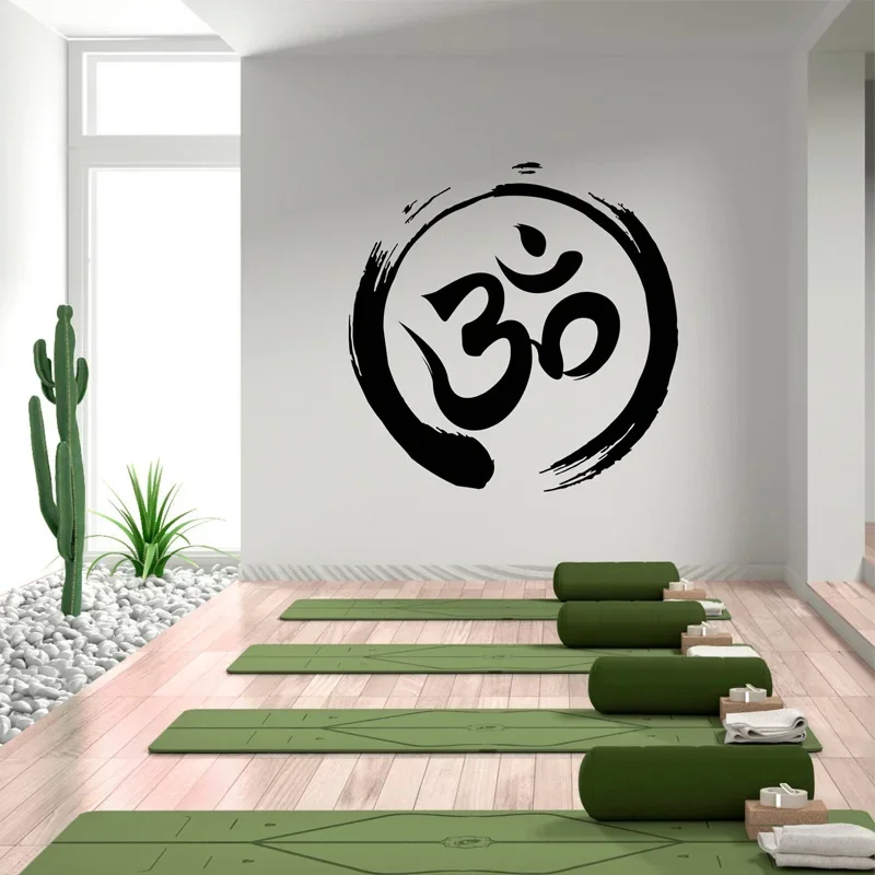 Symbol Om Wall Vinyl Decal, Jóga Studio Decor, Om Symbol Sign Yoga Budhizmus, duchovná stena Art vinylová nálepka 2371