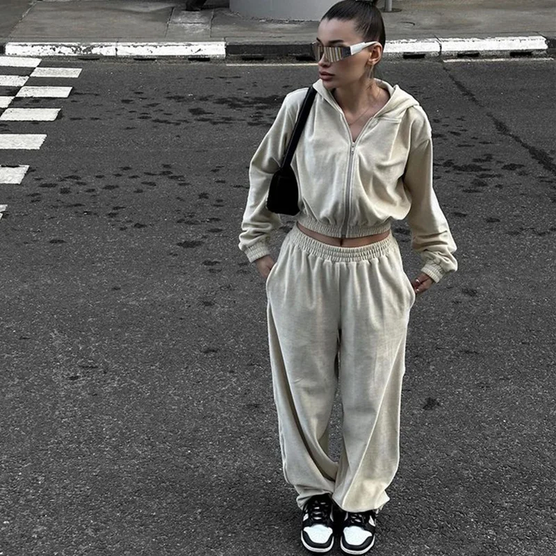 Súpravy pre ženy 2 kusy Jeseň Casy Sports Dlhý rukáv zips 2024 Dámske trendy Pants Sets Skupiny tupé elastické súpravy