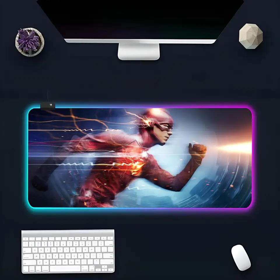 T-flash myš Popuľba Populárne veľké podložky RGB mause xxl LED Japonsko vyrobené stolové podložky Klávesové rohože koberec s kobercami s podsvietením CSGO lol