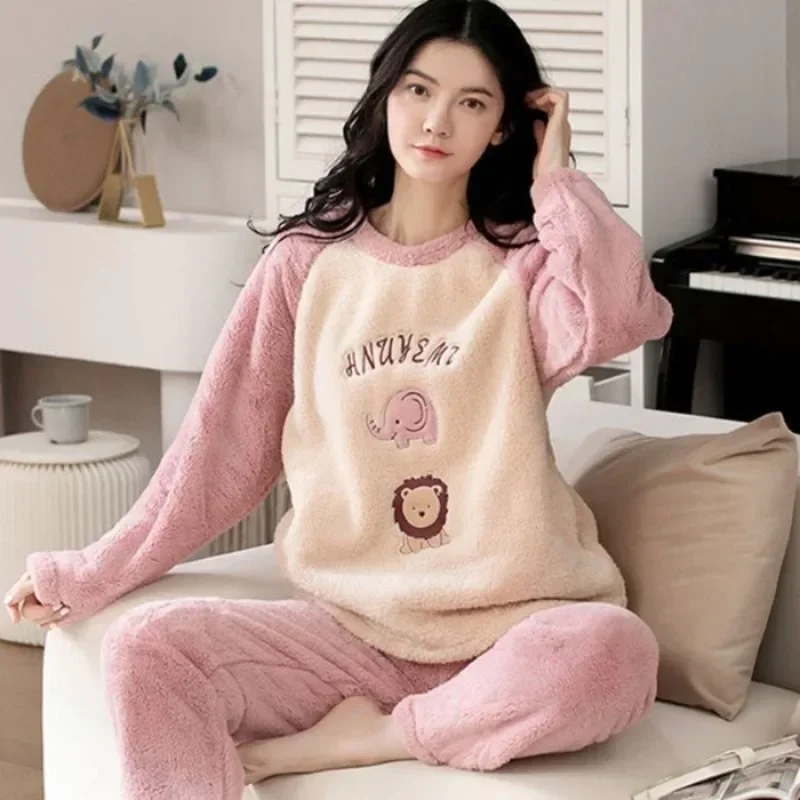Teplé spánkové oblečenie pre zimné teplé flanelové pyžamá študent s dlhým rukávom Karikatúra Dámy Loungewear Setpajamas Žena Ponuka