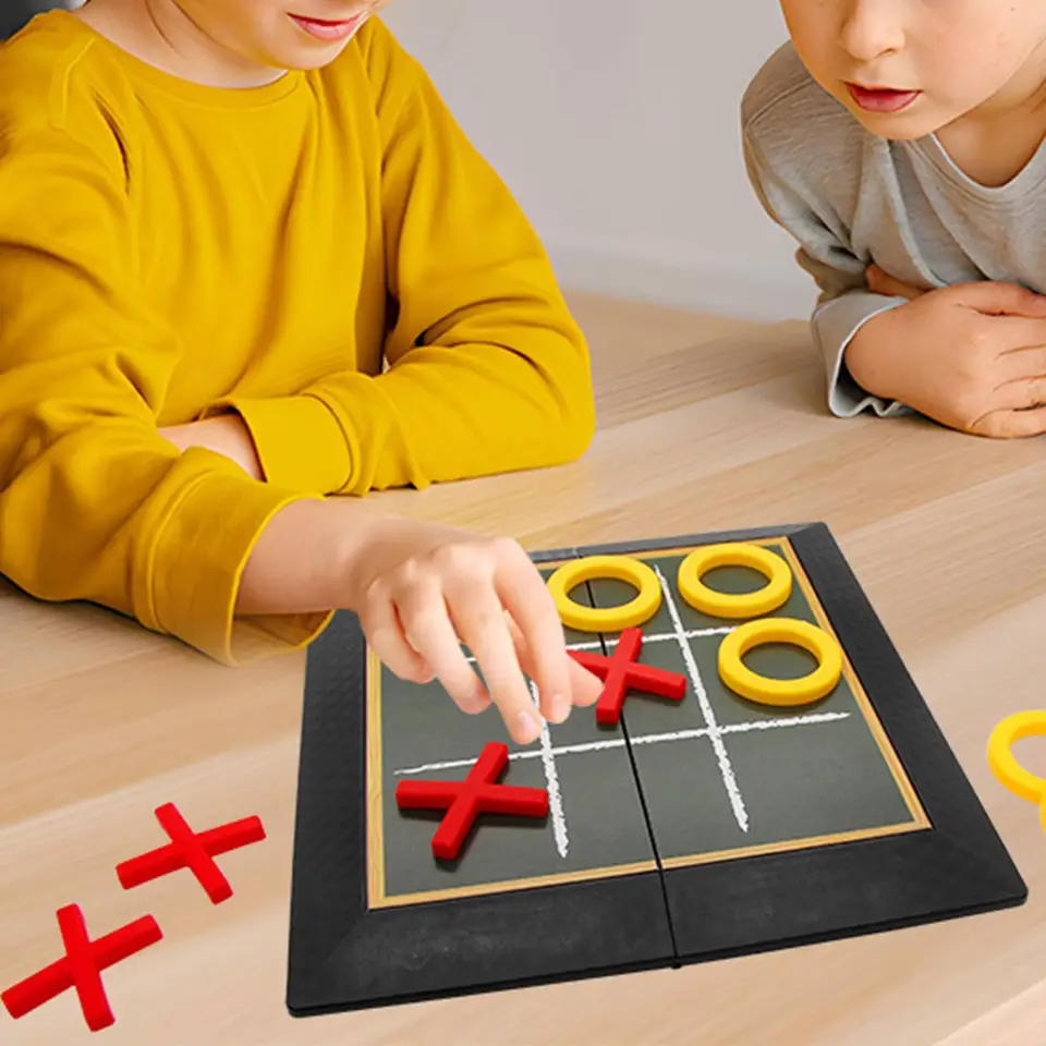 TIC TAC TOE PASION HRA KLASICKÁ TEASERA BRAIN TEASER pre darčeky v obývacej izbe cestovanie