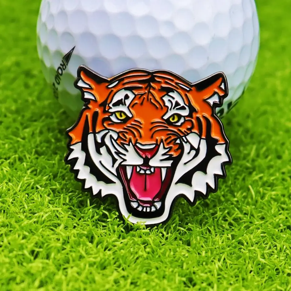 Tiger golfová loptička klobúk klobúk zliatina odnímateľná klip Magnetic Hat Prenosný ľahký golfový golfový golfový pás