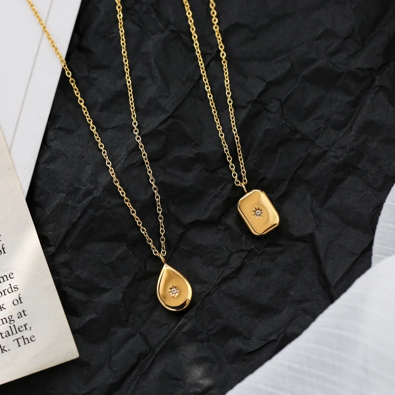 Titanium s 18k zlatý retro retro geo zicron Pendant náhrdelník Dámske šperky dizajnér T Show Raunway Gown Rare Ins Japan Kórejský boho