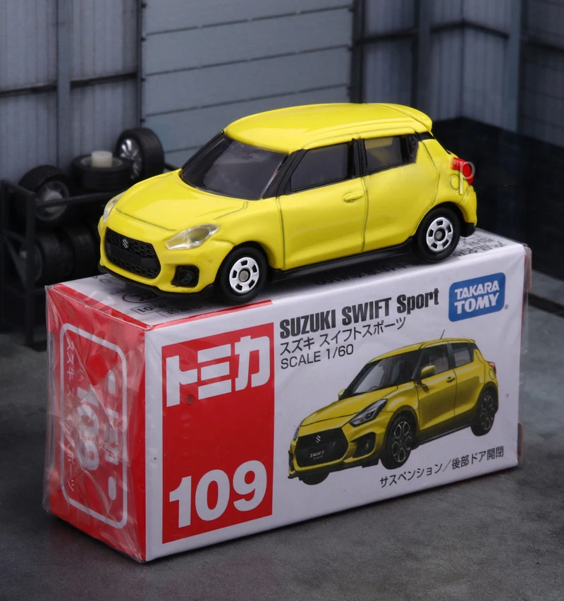 Tomy Suzuki Swift Sport zliatiny Automobily a hračky vozidlá Model Model Miniatúrne Model Model pre deti mimo tlače