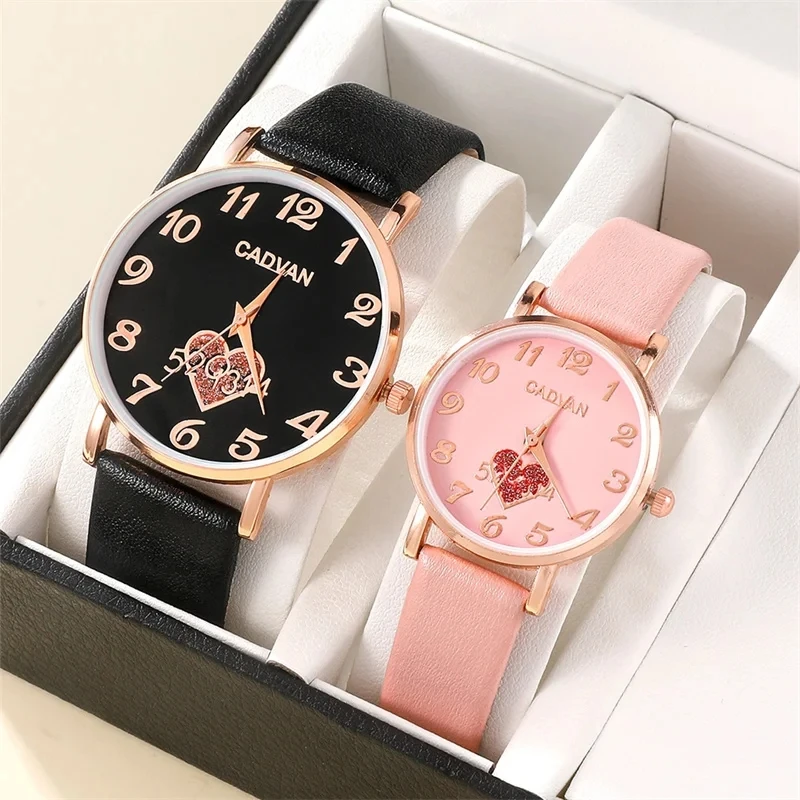 Top Luxury Brand Pár Watch for Women Men Clock Mužský kalendár láska vytáčanie Quartz zápästie Watchess Ladies Man Watch