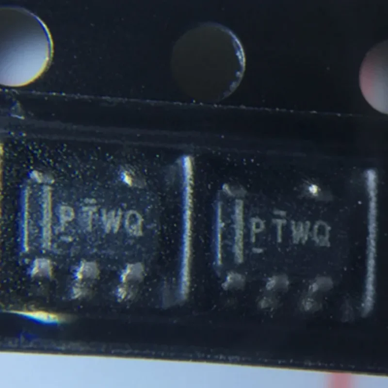 TPS73601QDBVRQ1 PTWQ Originálny originálny tovar v sklade SOT23-5