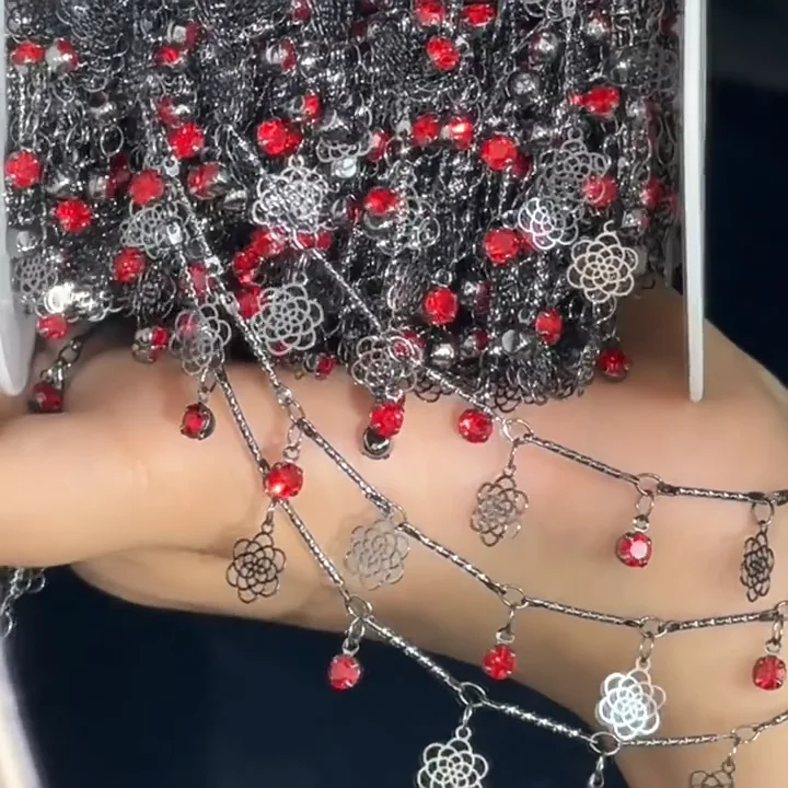 Trendy 0,5/1 m Gunblack Farba Red Shinestone Chains Dark Series Reťaze DIY Náhrdelník šperky výroby