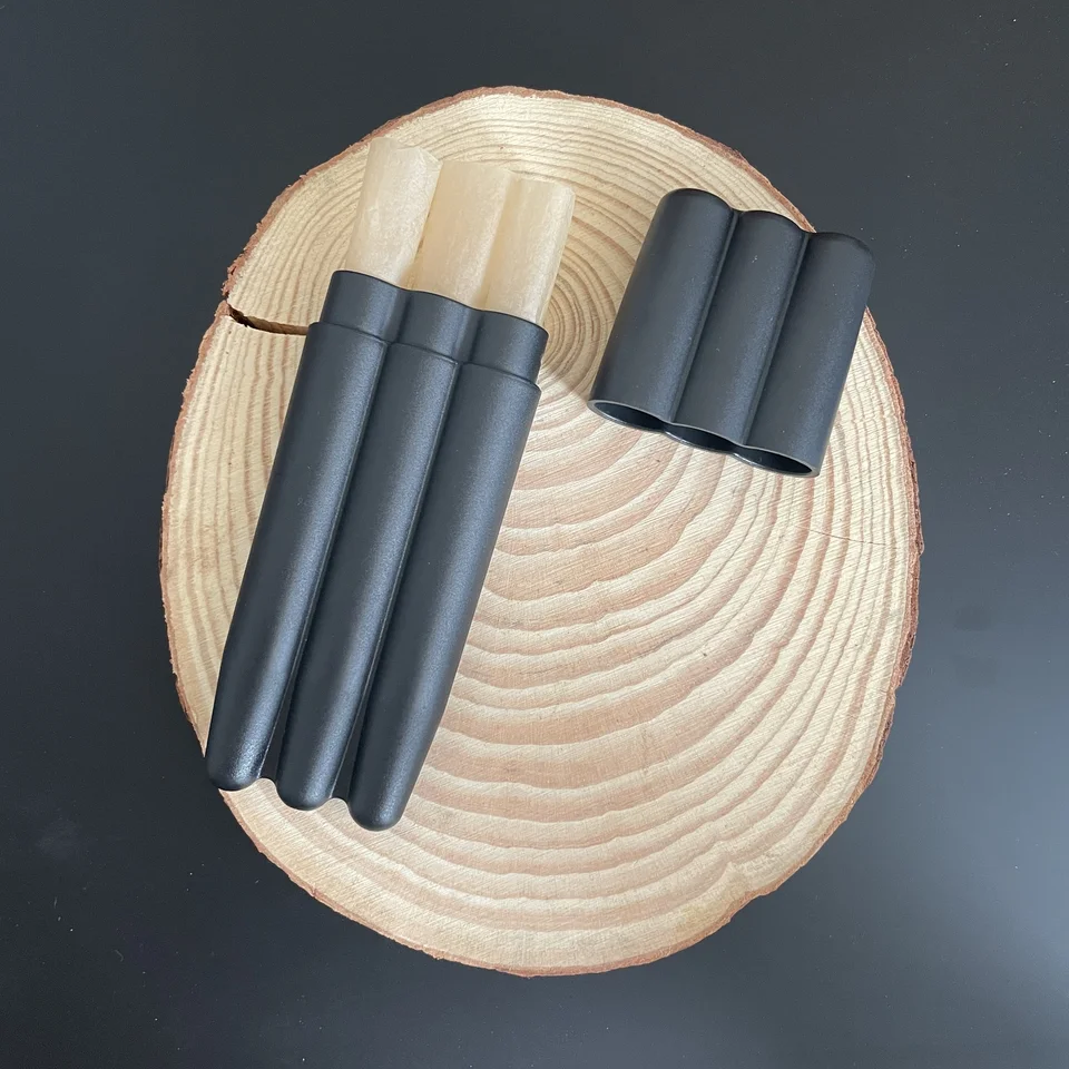 Tri strom Triple Black Past Plast Storage sa ľahko berie