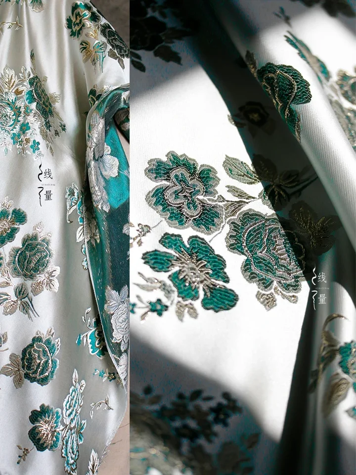Trojrozmerné relimenzované textúrované textílie Vysoko kvalitný čínsky štýl Cheongsam Dress Clothing Design Tkaniny