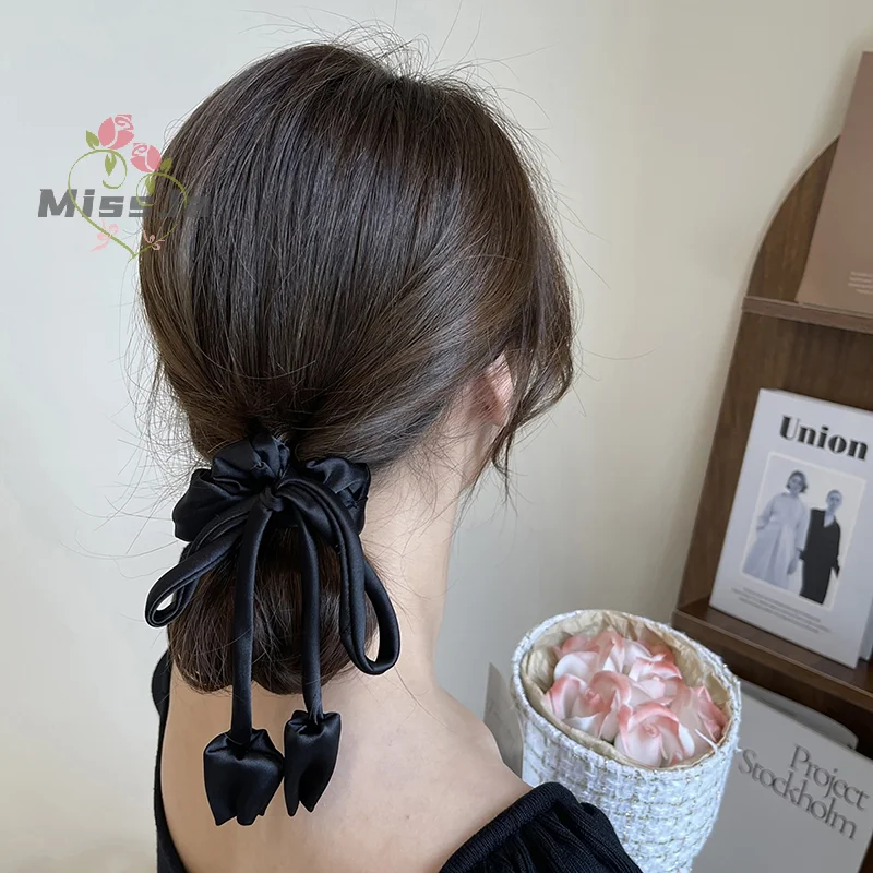 TULIP REBBON Črievna slučka Vysoko kvalitná minimalistická a elegantná strapca na vlasy