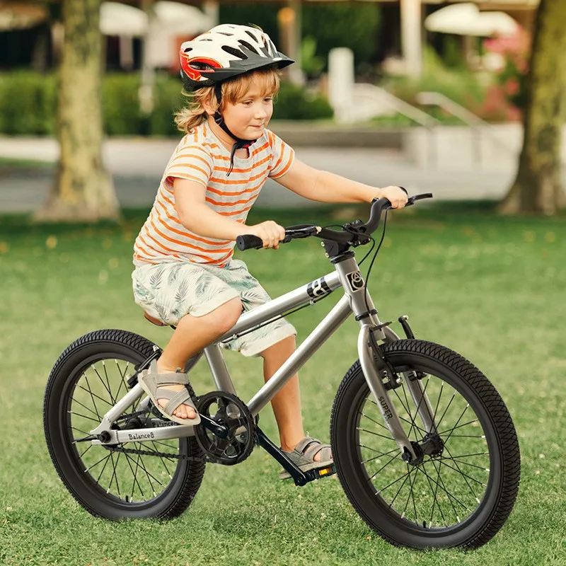 Tulx pohyb nových detí bicykel je vyrobený z materiálu s vysokým obsahom uhlíkovej ocele, ktorý je stabilný a V-brzdy sú flexibilne ovládané
