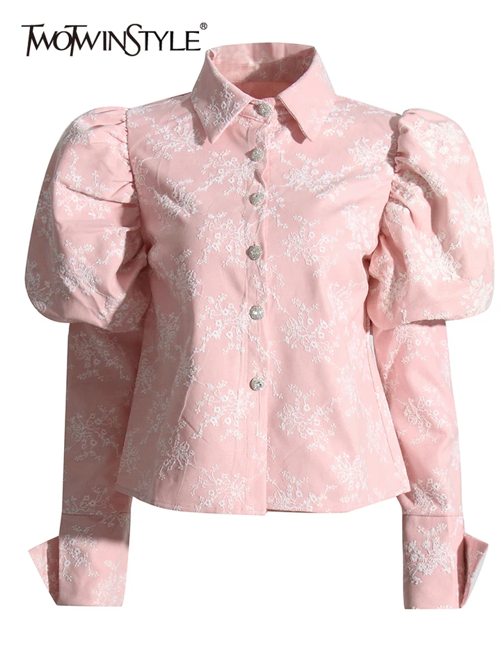 Twotwinstyle Elegantné elegantné vyšívacie košeľa s farebnou výšivkou pre ženy klopa Puff Ruckwork Patchwork gombíky Temperament blúzky ženský štýl