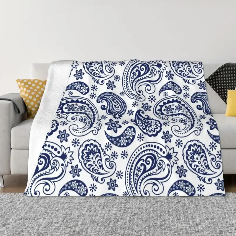 Ultra-mäkký fleece modrá biela vintage vintage v štýle paisley hádzanie prikrývky teplé flanelové kvety vzorové prikrývky pre spal domácu gaučovú prikrývku