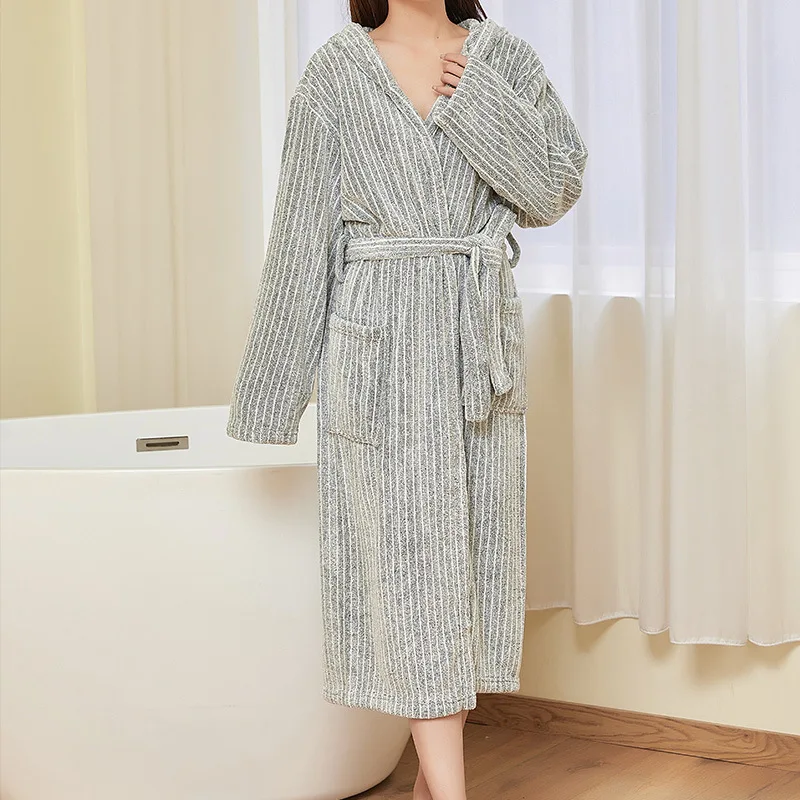 Unisex Autumn Stripe Bieňanie s kapucňou koralové fleece ružová šedá zahusťujúca kúpeľňa nočný