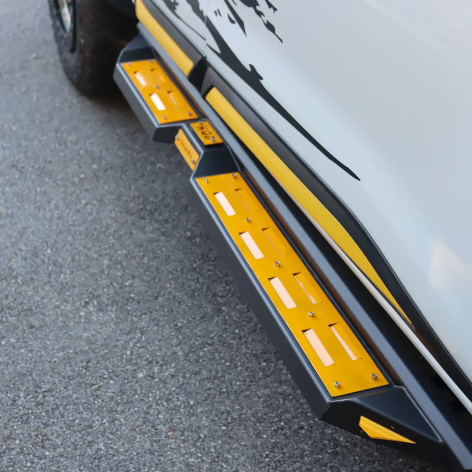 Universal 4x4 Pickup Cars Side Schod krok Running Board pre NAVARA NP300 2012 ~ ON