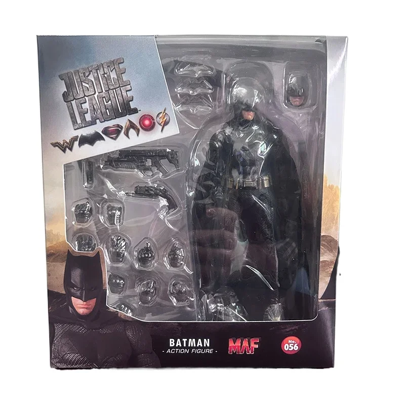 V sklade NECA Justice League Bruce Wayne Anime Action Obrázok MAFEX 056 MODELOVÉ HORNÉ HORBLÁTY DOY HOLY PRÍJEM PRE DIVORS PRIATEĽOV