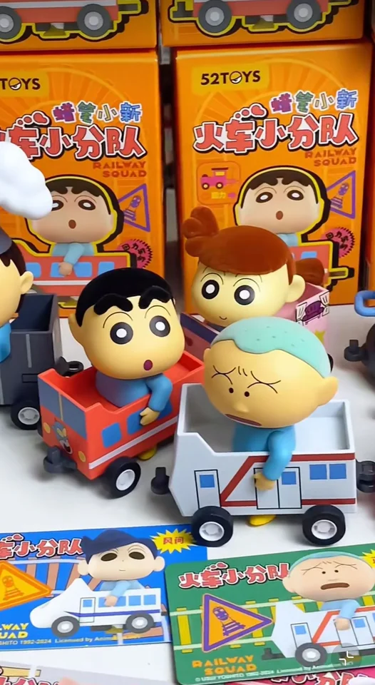 V Spot Crayon Shin-Chan Railway Squad Series Blind Box Garage Kit Mobile Toy Girl Ornament Birthday Gift Collection Desktop Desktop