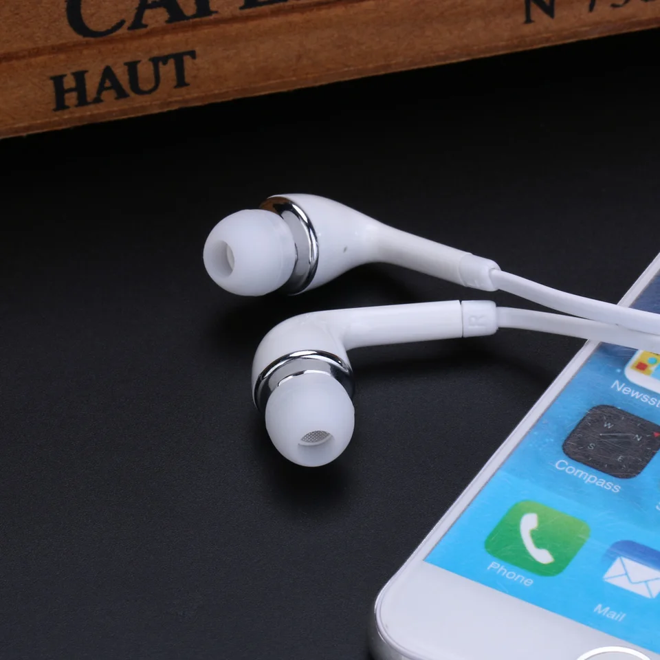 V ušiach do uší s mikrofónom 3,5 mm káblové slúchadlá náhlavnej súpravy Hand Hand Hudba Hudba pre Samsung Galaxy S3 Siii I9300