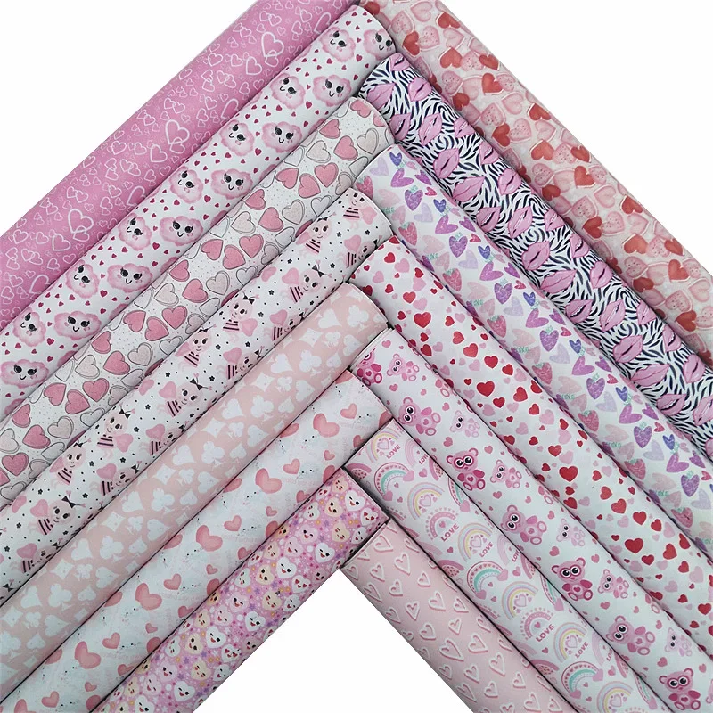 Valentínske srdcia Vytlačené syntetické kožené plachty plstené chrbát Sladka faux kožená tkanina pre náušnice vrecká DIY HQ096