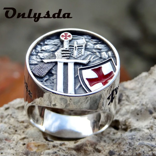 Veľkoobchod Cool Stuff Pánske prstene z nehrdzavejúcej ocele Červené brnenie štít rytier Templár Crusader krížový prsteň Punk šperky