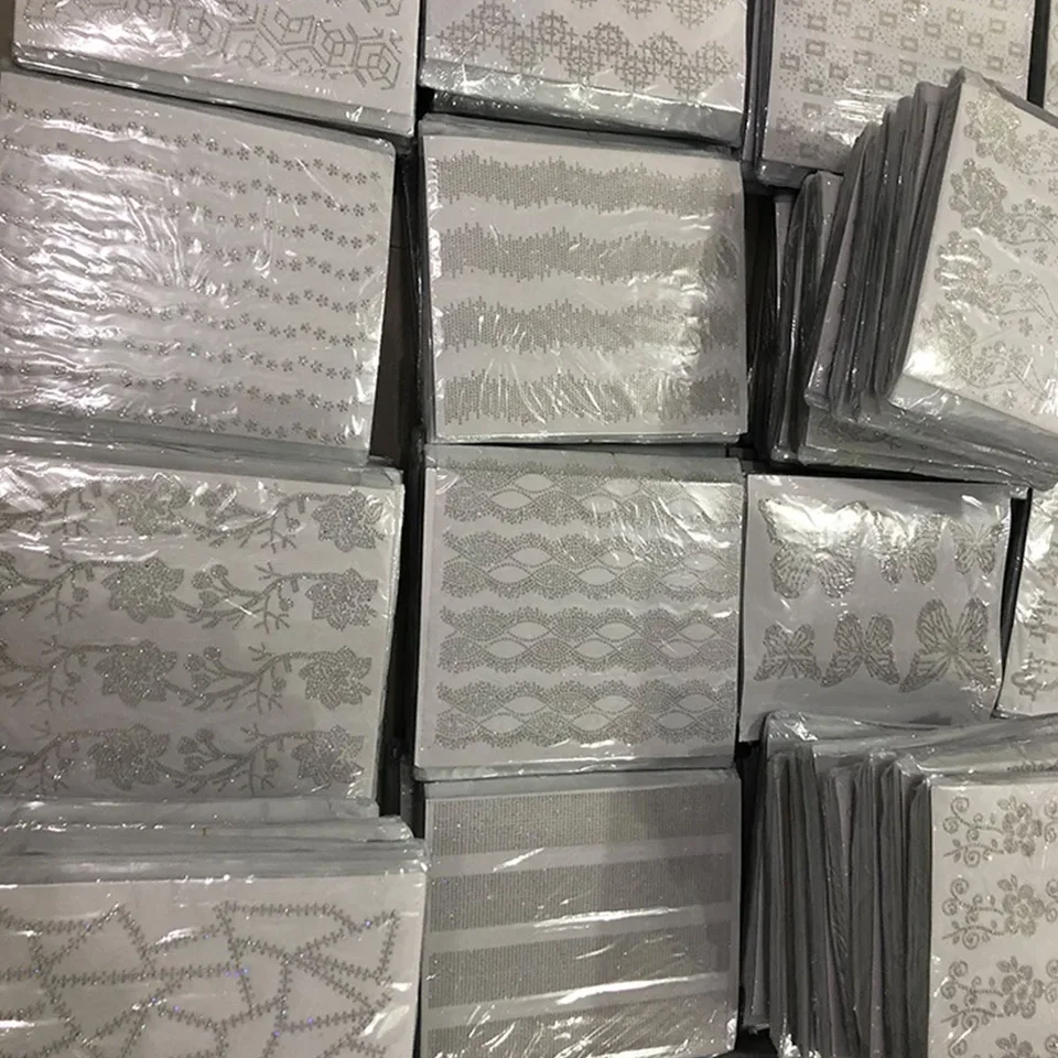 Veľkoobchod Crystal SmoPhinestone prenáša diamant tepelný list Stras Stras Hot Fix Reminestone prenos pre šatky tričiek