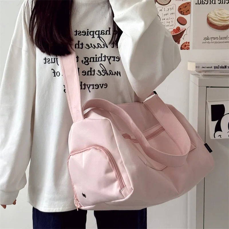 Veľké crossbody cestovné tašky pre ženy 2024 Canvas Messenger Bag Sports Yoga Satchels Fashion Woman Kabelka