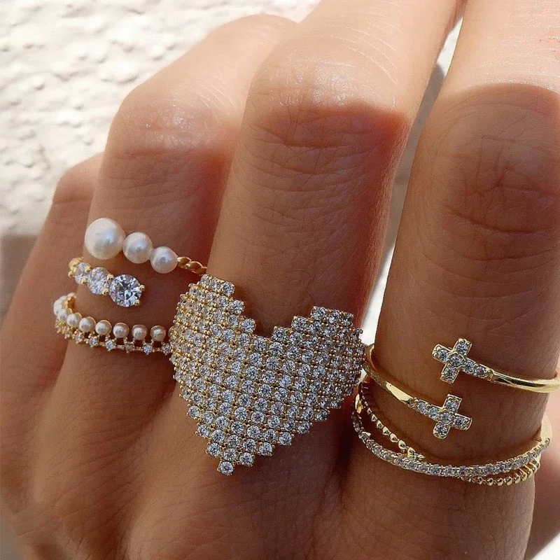 Veľké srdce Full Crystal Rings for Women Boho Love Heart Micro Cubic Zirconia Trendy 2024 Ženské prstové výroky módne šperky