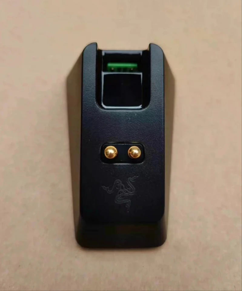 Vhodné pre originálnu základňu nabíjačky myši RGB pre Razer Basilisk, Deathadder V2 Pro, Viper Ultimte Hyperspeed najľahšie bezdrôtové bezdrôtové pripojenie