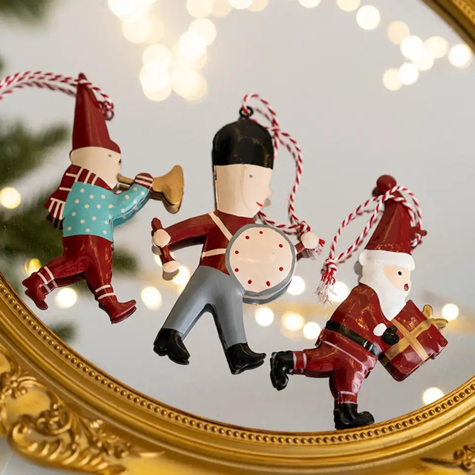 Vianočný prívesok Iron Santa Claus vojak anjelský tvar vianočný strom prívesok na slávnostnú dekoráciu Adornos Navideños