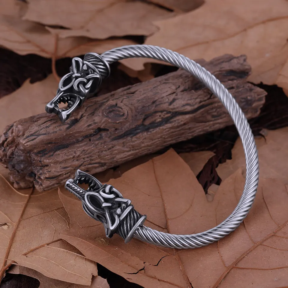 Vikings Wolf hlava z nehrdzavejúcej ocele Náramok Pánsky káblový reťazec Punk Hip Hop Wrist Band Nordic Rune Amulet Darček pre priateľa