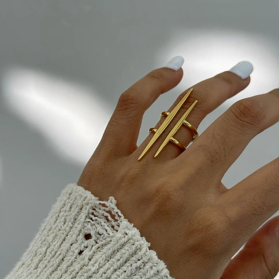 Vintage 18k zlatá z nehrdzavejúcej ocele Paralelne dvojitá s dvoma linkami Durlowed Out Open End Ring Ženy anti alergické kúzlo Denné šperky
